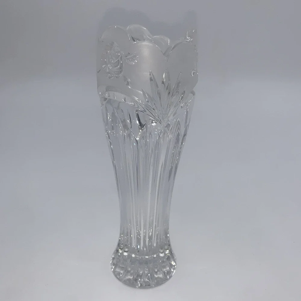 Oneida Germany Southern Garden Lead Crystal Frosted Rose Band Flower Bud Vase 7